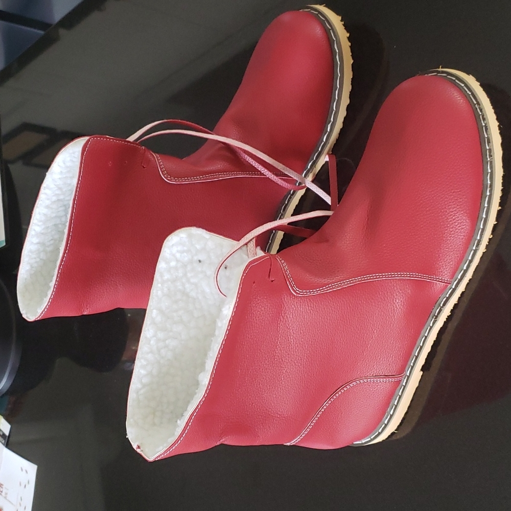 3 pairs of Vintage Buttery soft Waterproof wool lining women's boots .Selling ea